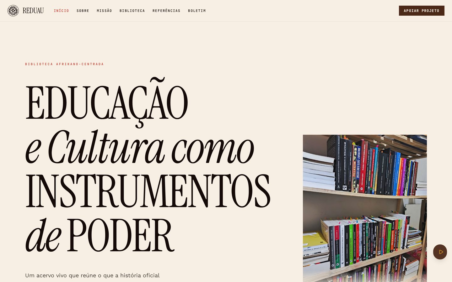 Página inicial do site da Biblioteca REDUAU, com acervo, pesquisa e boletim organizados por seção